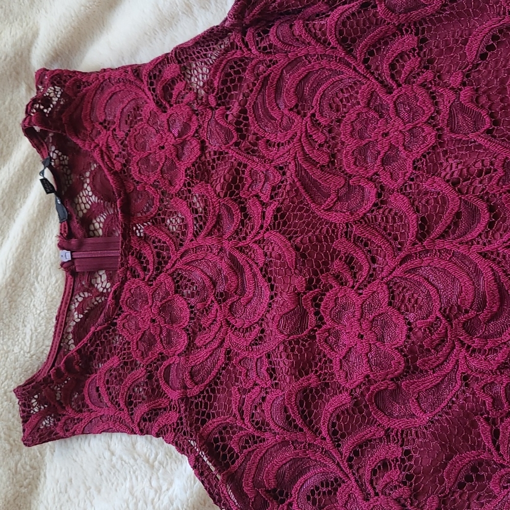 Burgundy Lace Dress - Picture 4 of 8